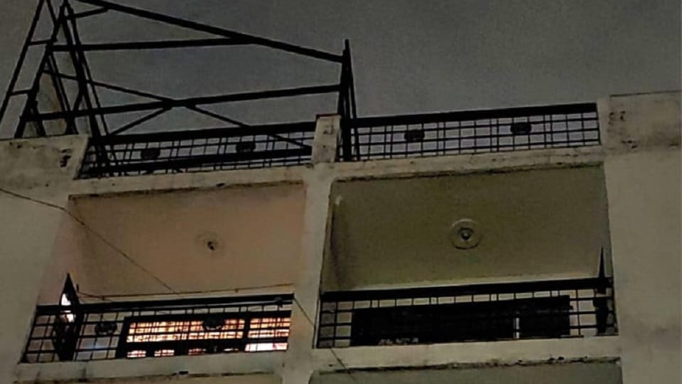 Woman commits suicide after killing two year old innocent son in Sahibabad