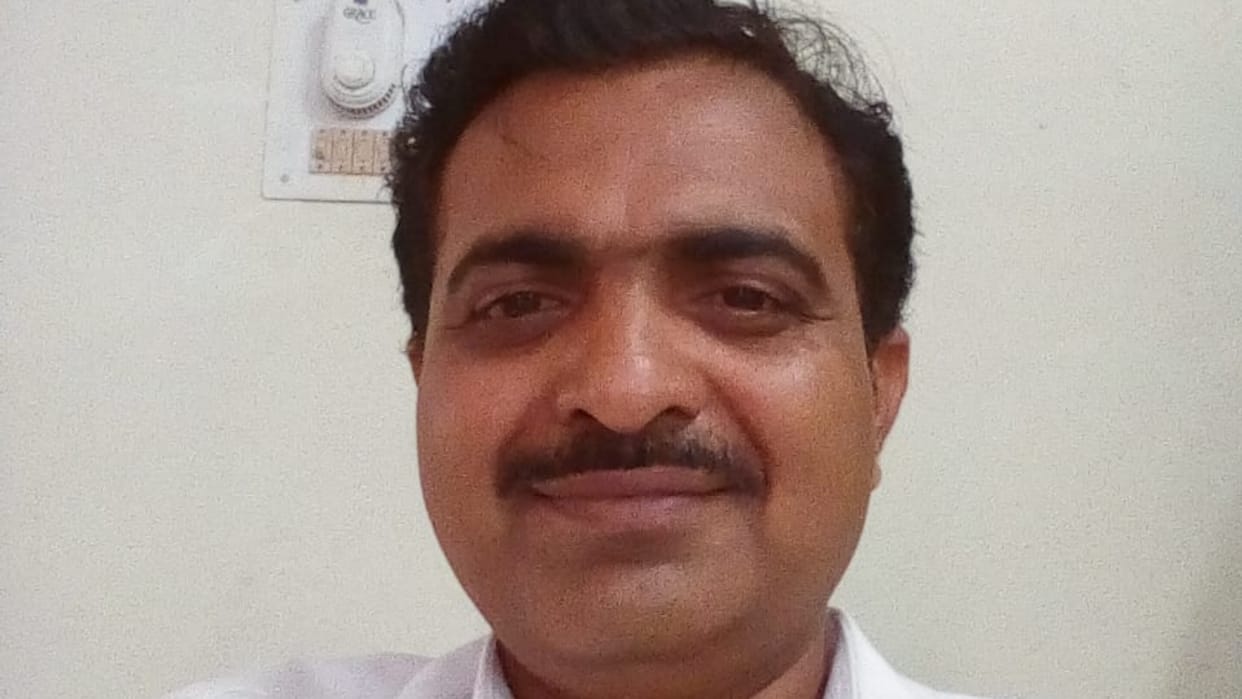 kabirdham District Antyavasayi Sahakari Vikas Samiti CEO in charge sentenced to three years in corruption