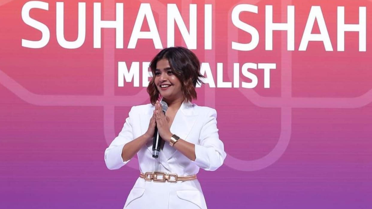 Suhani Shah's program canceled after protest by Hindu organizations in Bhilai