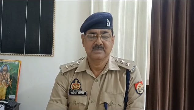Bled dead body of a farmer lying in the field, flesh of three parts of the body was missing, police said attac