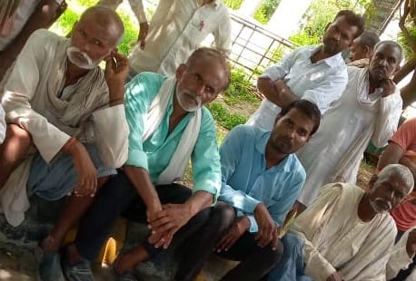 Bled dead body of a farmer lying in the field, flesh of three parts of the body was missing, police said attac