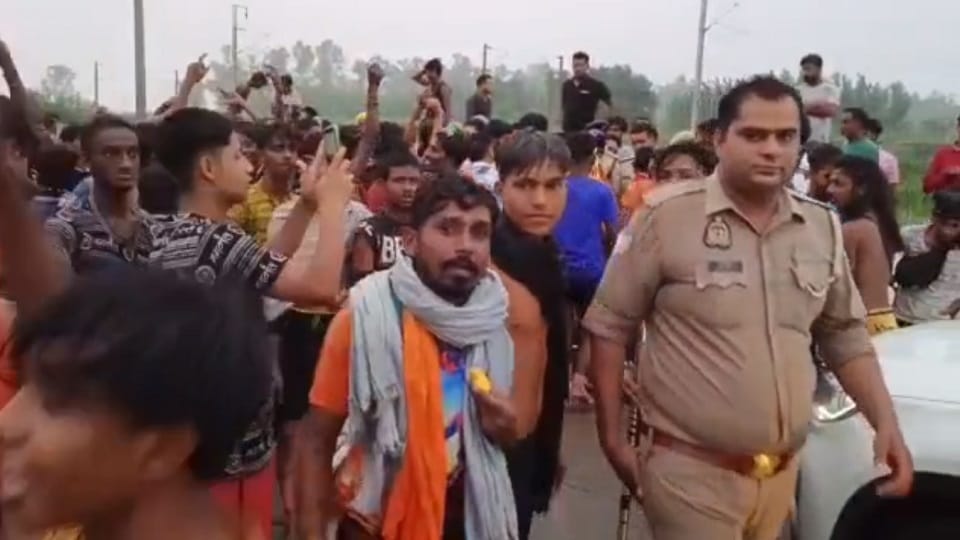 Kanwariyas jam Ambala Dehradun highway in Saharanpur