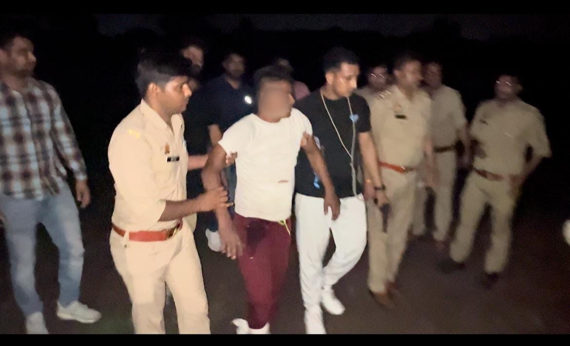 Baghpat police shot two miscreants in legs in an encounter,