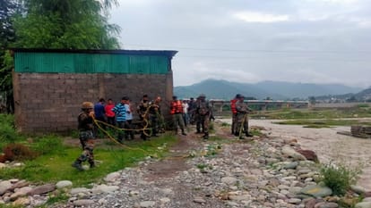 Two dead as passenger bus comes under landslide in Doda, vehicles stranded on Jammu-Srinagar highway