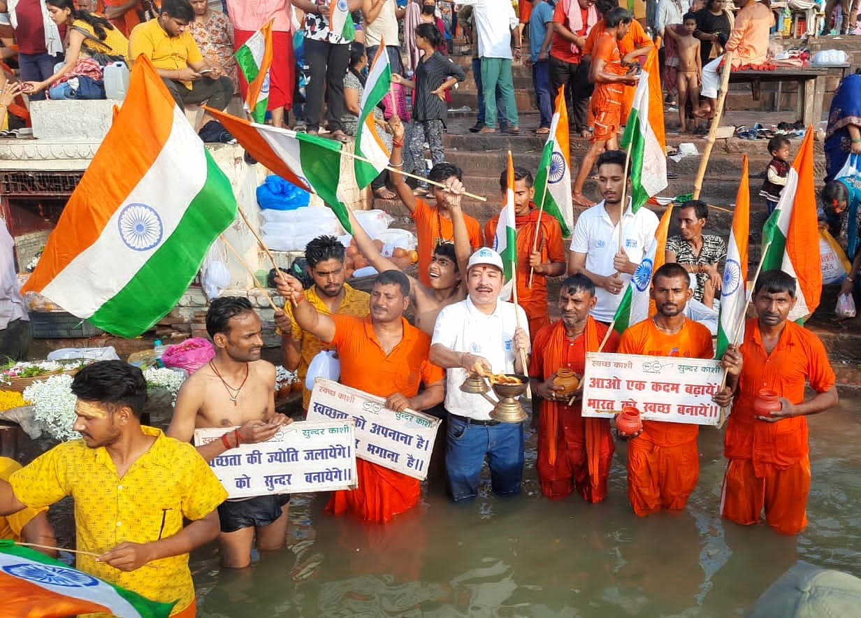 Before the first Monday of Sawan, the devotees of Shiva took a pledge to conserve Ganga water, Namami Gange in