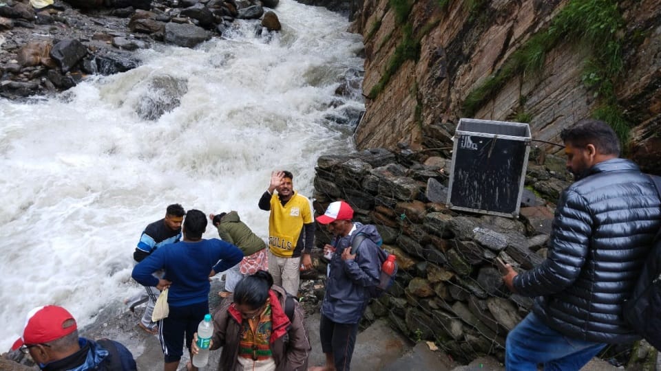 Uttarakhand Weather Heavy Rainfall Gangotri Highway Blocked and Rivers Overflow