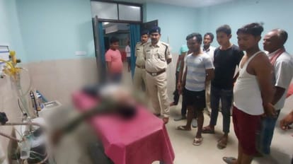 Bihar News: बाइक सवार ने सड़क पर टहल रहे छात्र को मारी जोरदार टक्कर, मौके पर मौत; पुलिस जांच में जुटी A bike rider hit a student walking on the road in Supaul, died on the spot