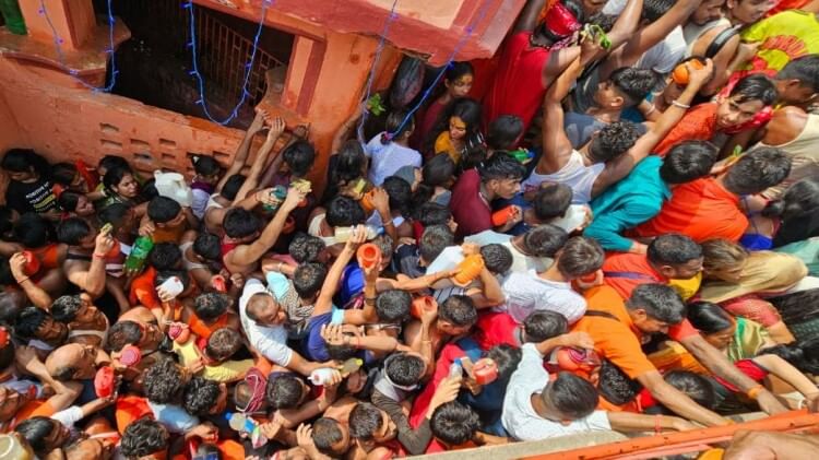 Sawan 2023: Devotees arrived to Shiva temple first Monday, Har Har Mahadev, Deoghar, Kanwar Yatra, Bihar News