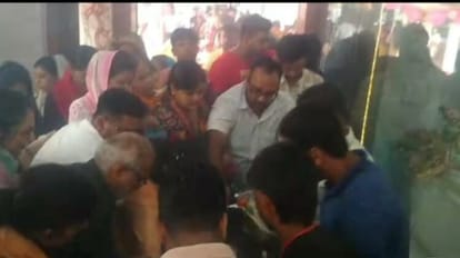 Devotees performed Jalabhishek of Lord Shiva in Shahjahanpur