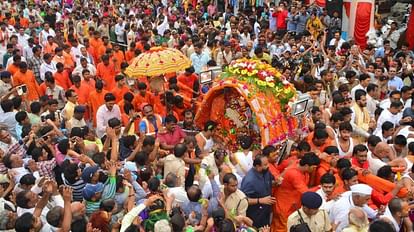 Ujjain Mahakal Sawari Live: First Sawari of Mahakal, city tour in Manmahesh Swaroop