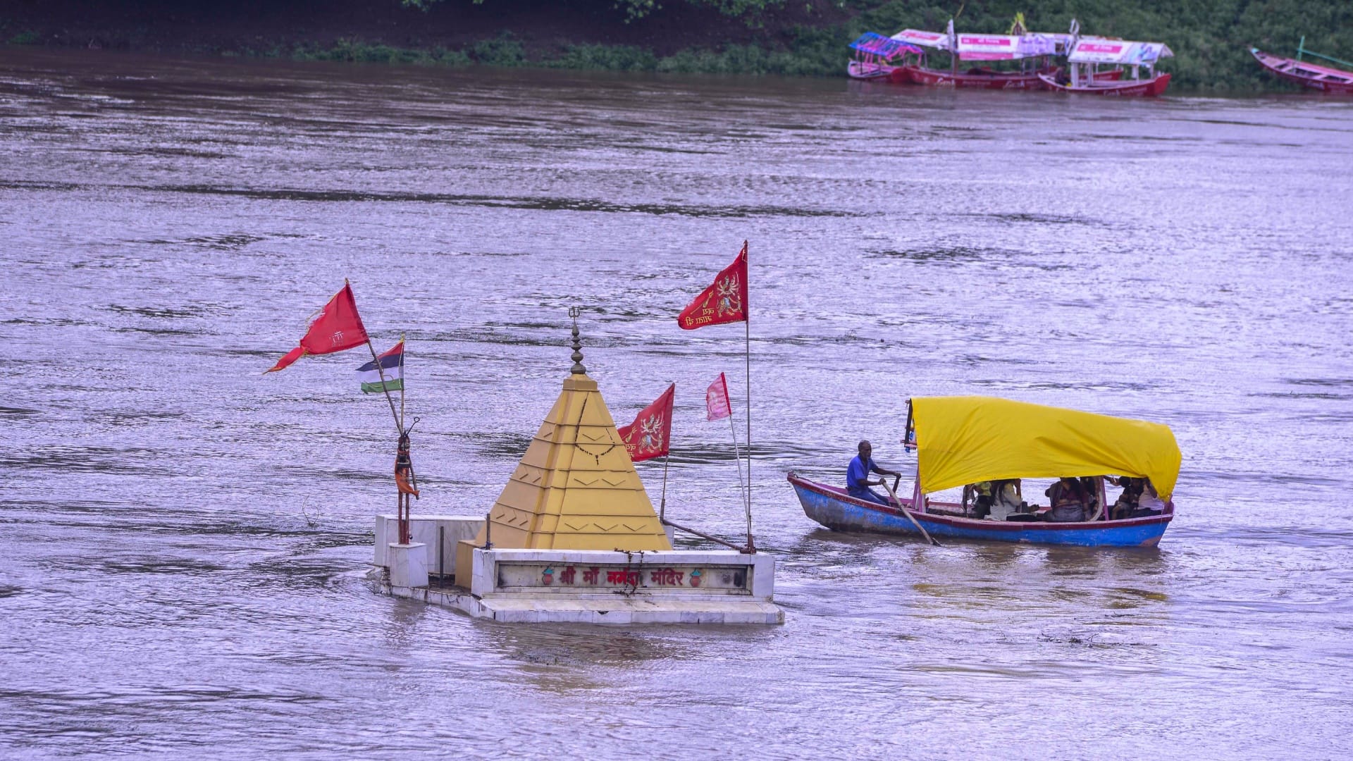 भारी वर्षा