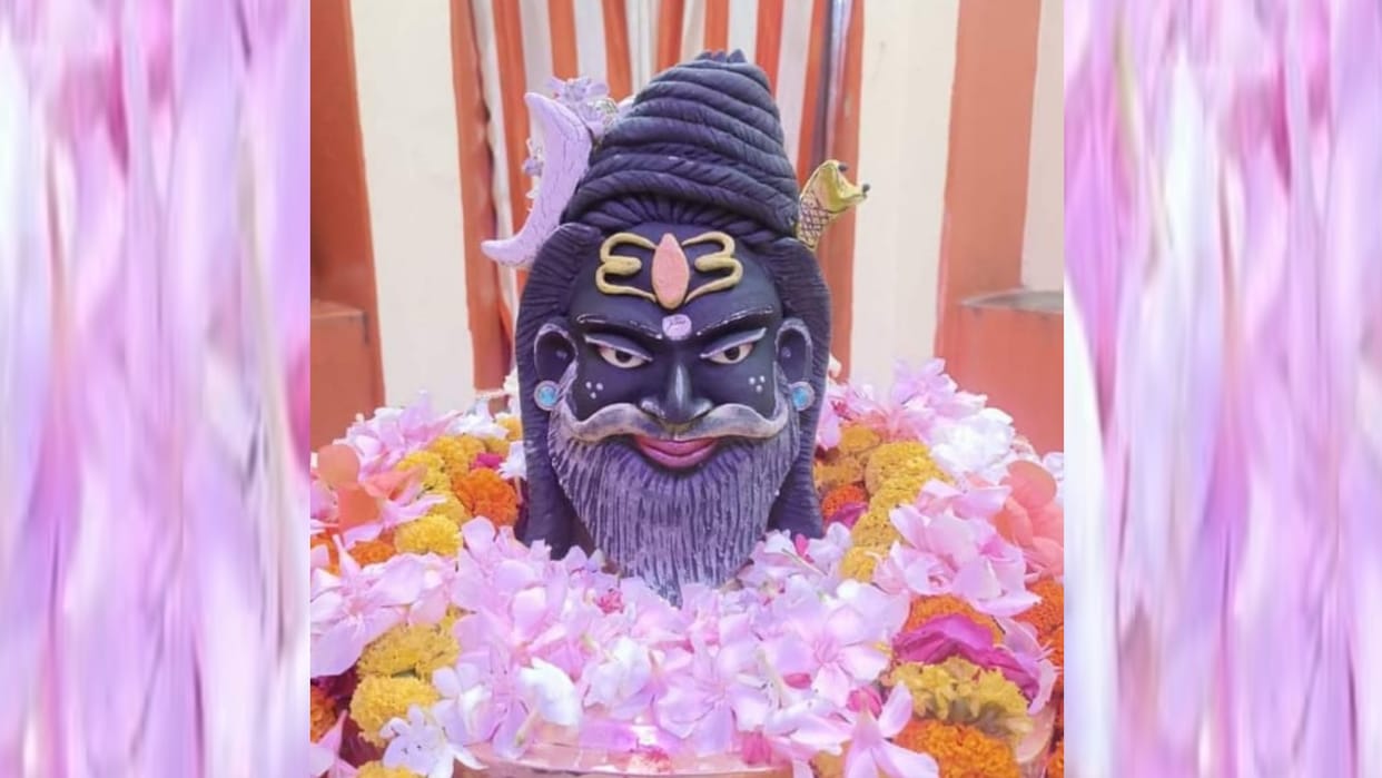 story of gomteshwar mandir lucknow