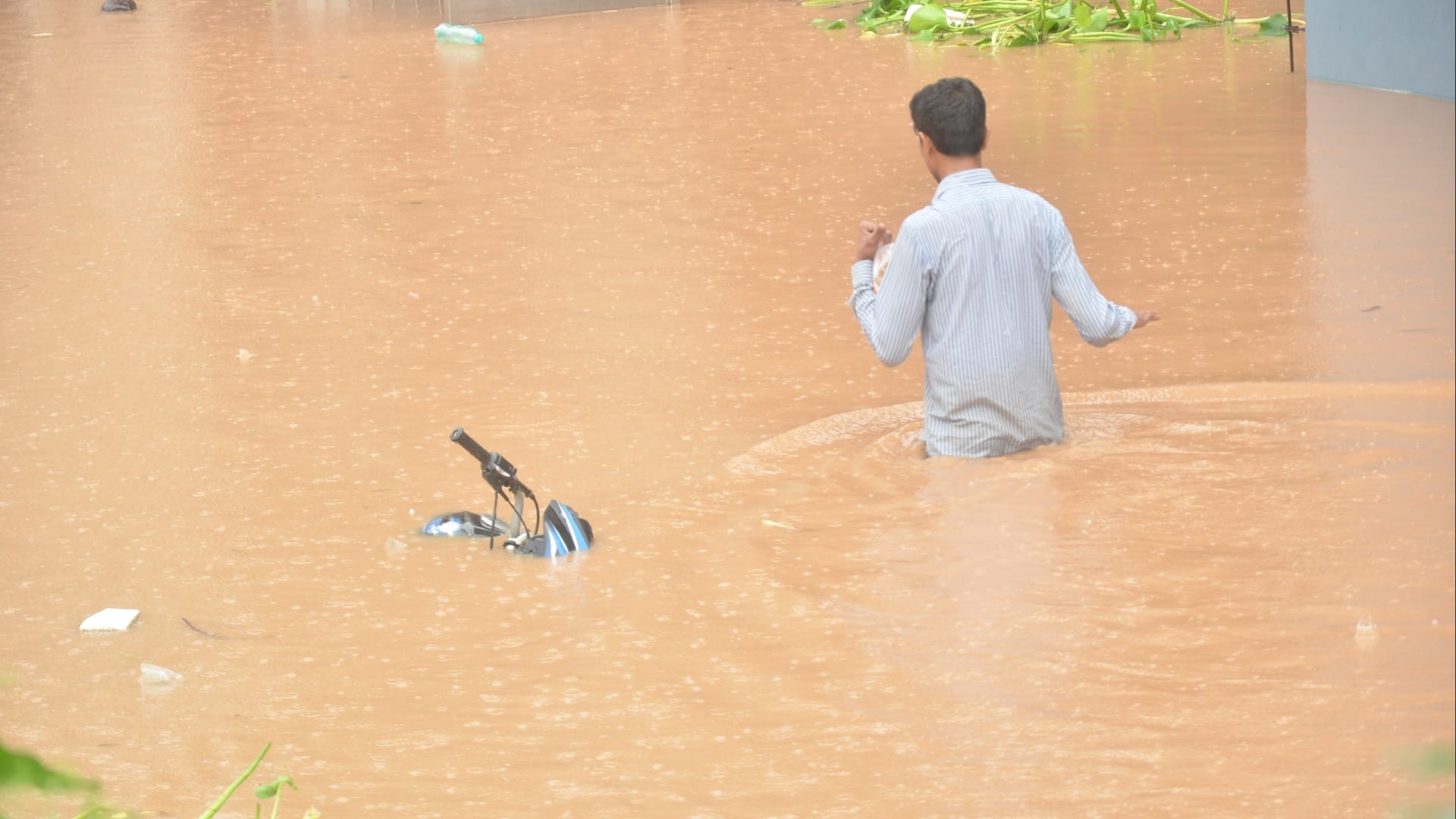 Chandigarh lost connectivity with Delhi: Ghaggar river water came on National Highway