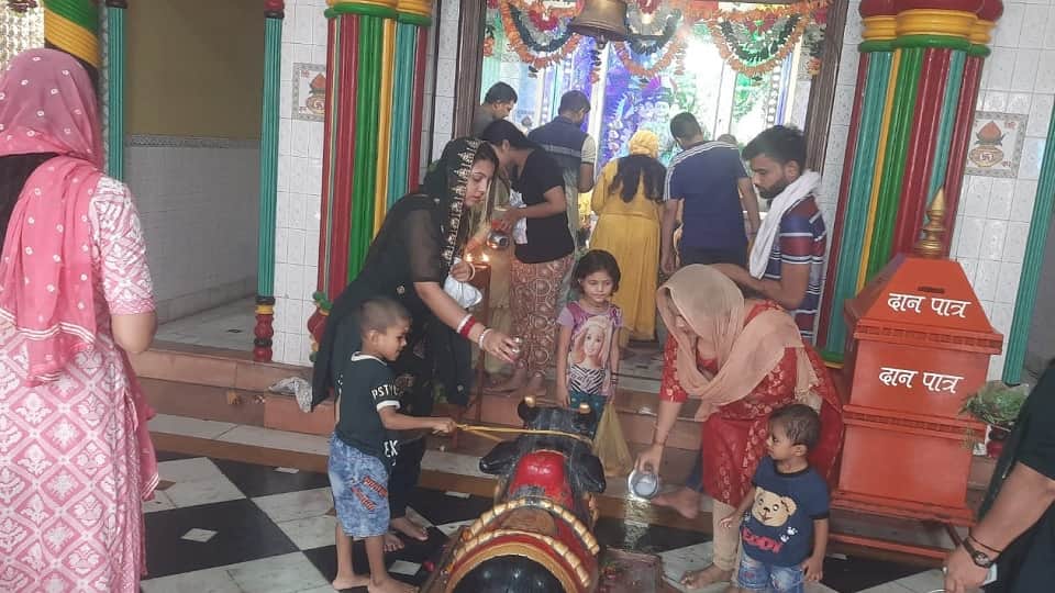 Crowds of devotees gathered in the temples on the first Monday of Sawan