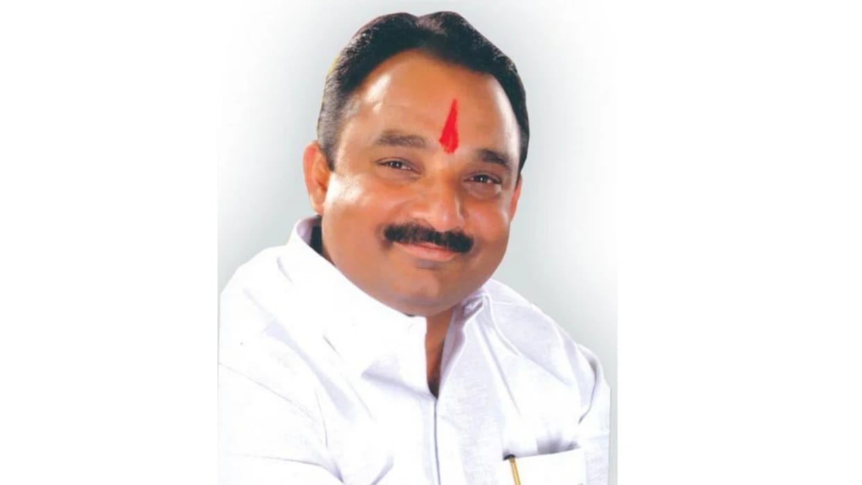 Maharashtra: MLA present in Sharad Pawar's program, now with Ajit faction; told this big reason