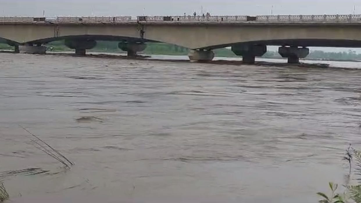 Shamli News: Water in Yamuna river has crossed the danger mark, advisory has issued from Delhi