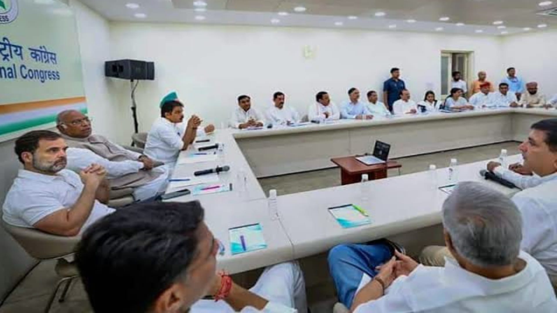 कांग्रेस कमेटी की नई कार्यकारिणी घोषित