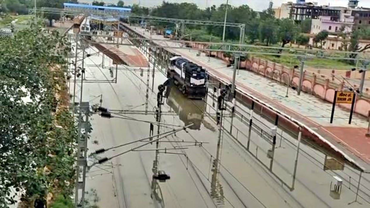90 mm of rain water fell in Sikar in 24 hours