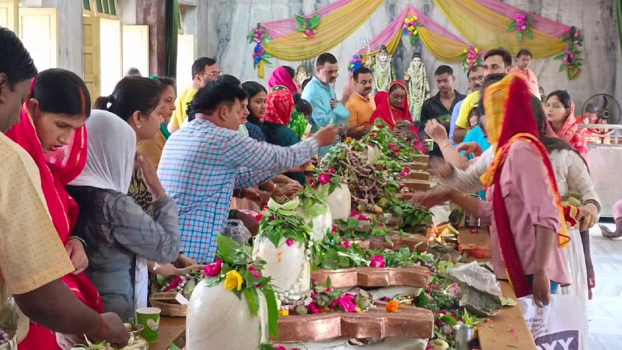 First Monday of Sawan: Har Har Mahadev echoed in pagodas, Mahadev worshiped with rituals