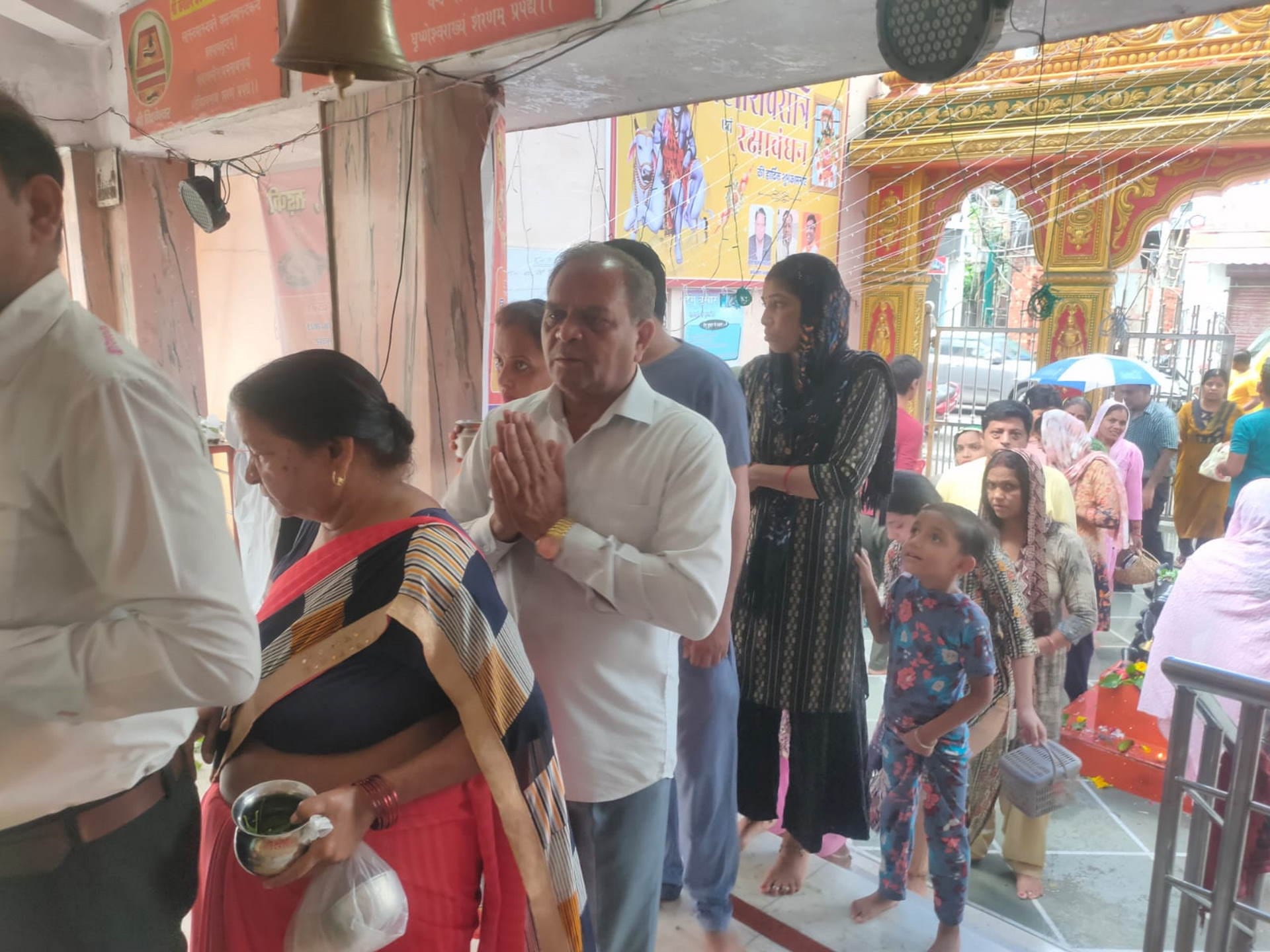 Sawan 2023 first monday devotee rush in uttarakhand shiva temples Sawan ka pehla somvar Watch Photos