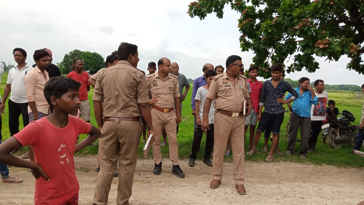 Sensation in area after dead body of young man found jaunpur police