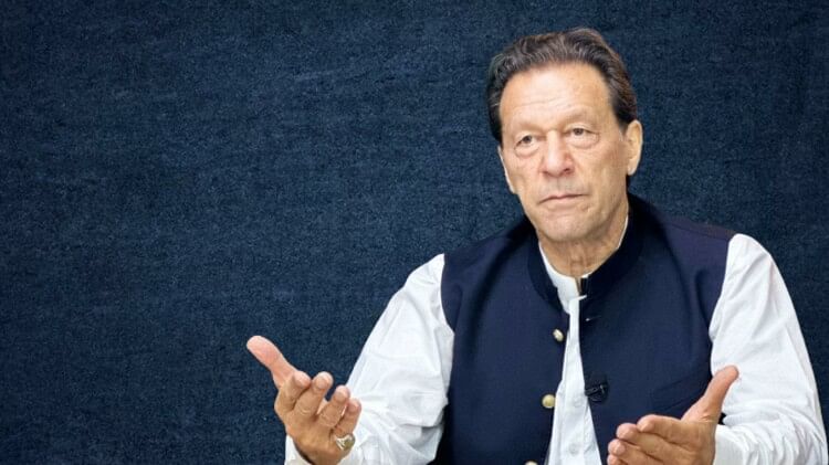 Pakistan: Imran Khan once again appeared before the investigation team to record his/her statement, the questioning lasted for 45 minutes