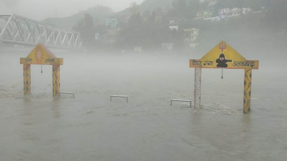 Uttarakhand Weather Update Heavy Rainfall Rivers Overflow many pilgrims died photos