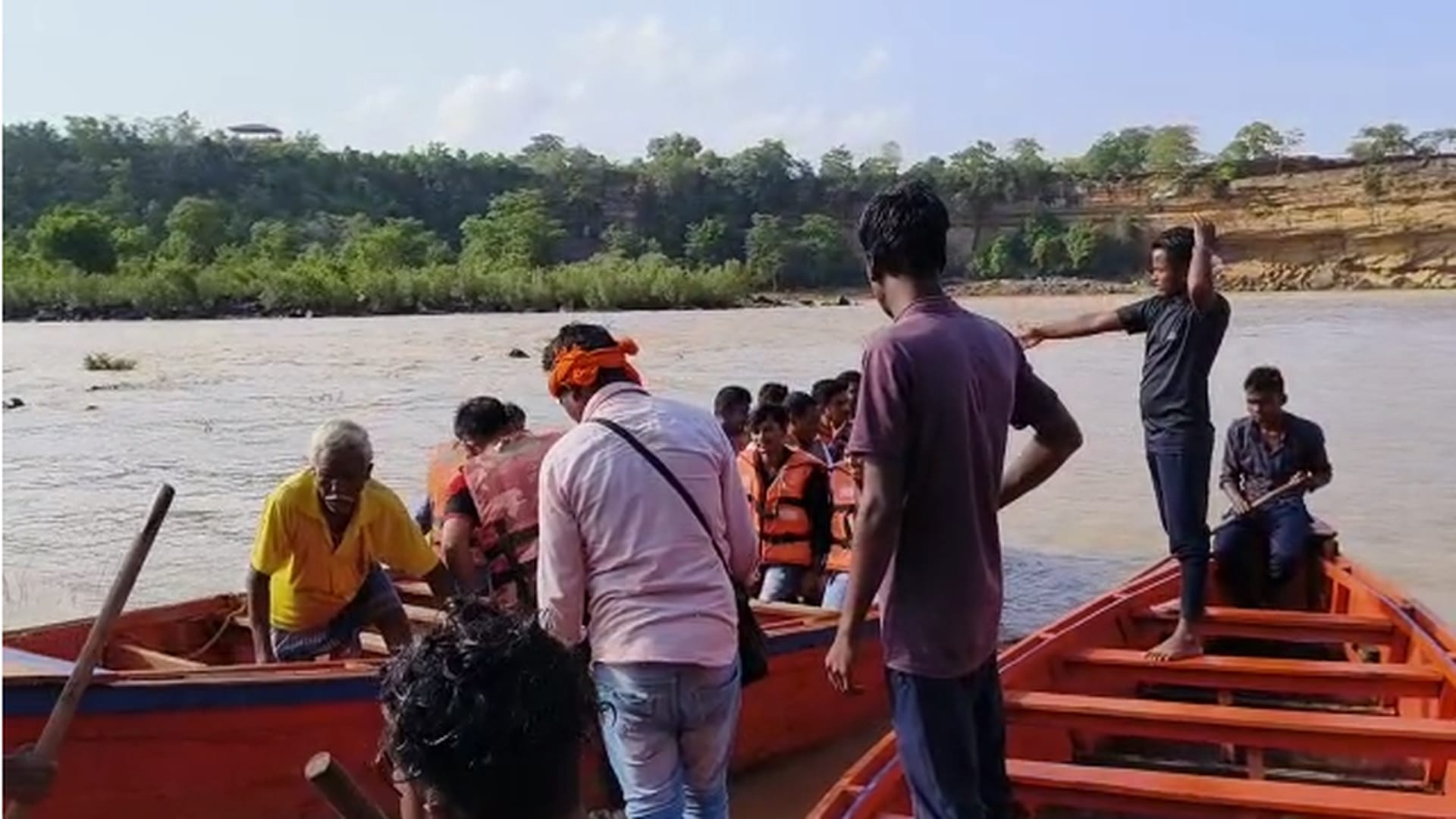 Chitrakoot Waterfall; tourists reaching Bastar to see the beauty of Indian 'Niagara' in monsoon