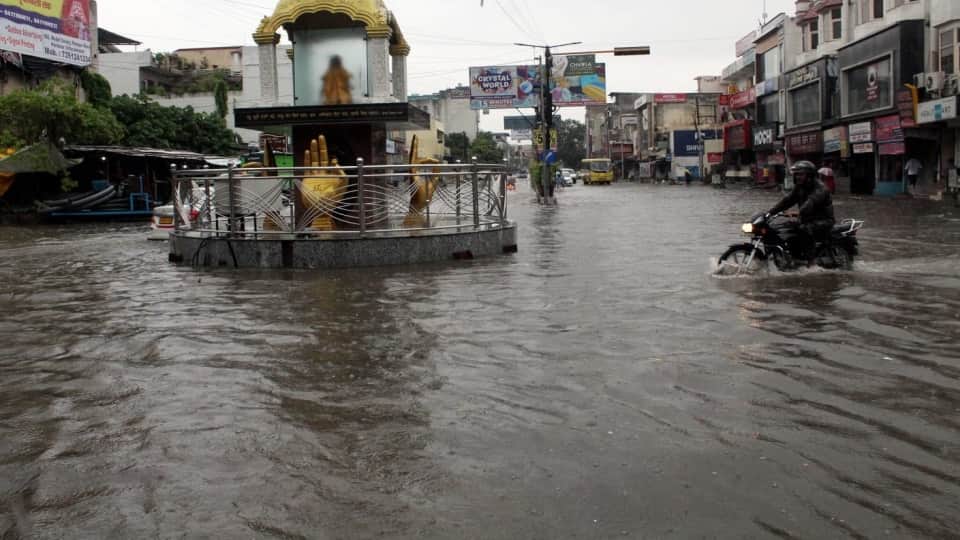 Rainfall in Haridwar People Panic after see water logging everywhere photos
