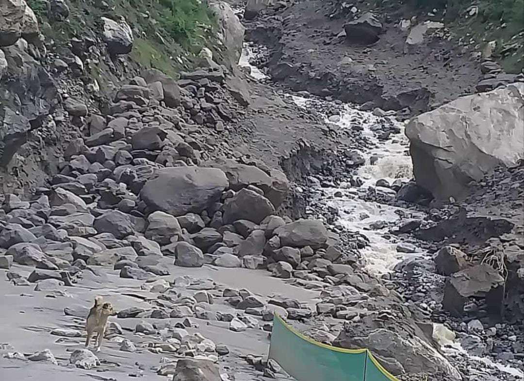 Uttarakhand Weather Update Heavy Rainfall Rivers Overflow many pilgrims died photos