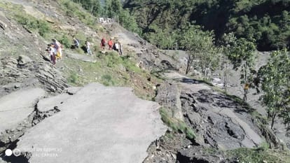 Himachal Pradesh Weather Update Heavy Rain Cause Flash Flood Alert in HP Weather News in Hindi