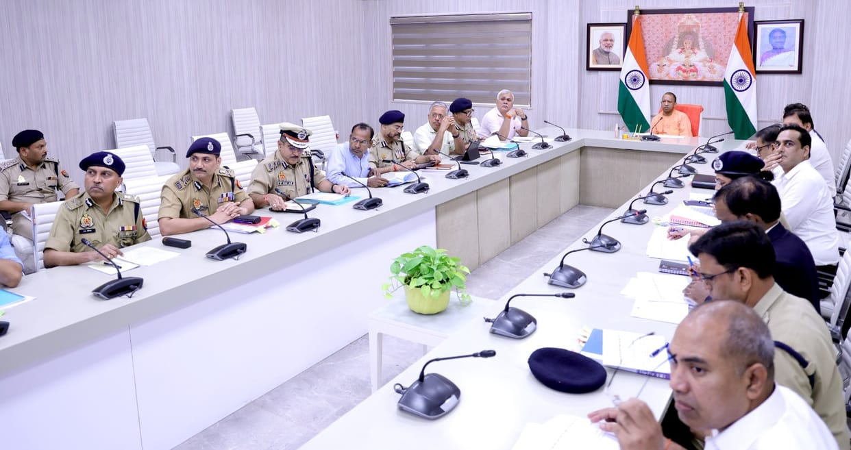 UP News: UP will be the first state to make 18 safe cities in three months