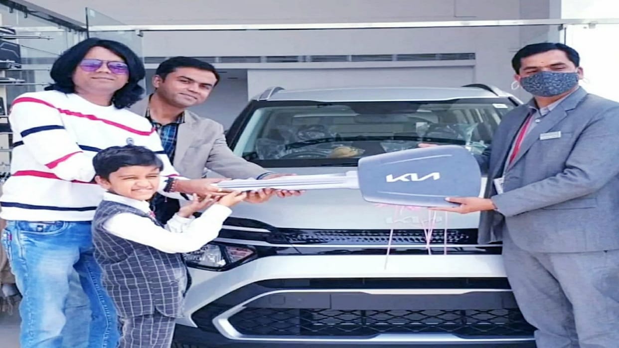 CG Singer Nitin dubey filed a case against car company, Consumer Commission issued notice, know what is matt