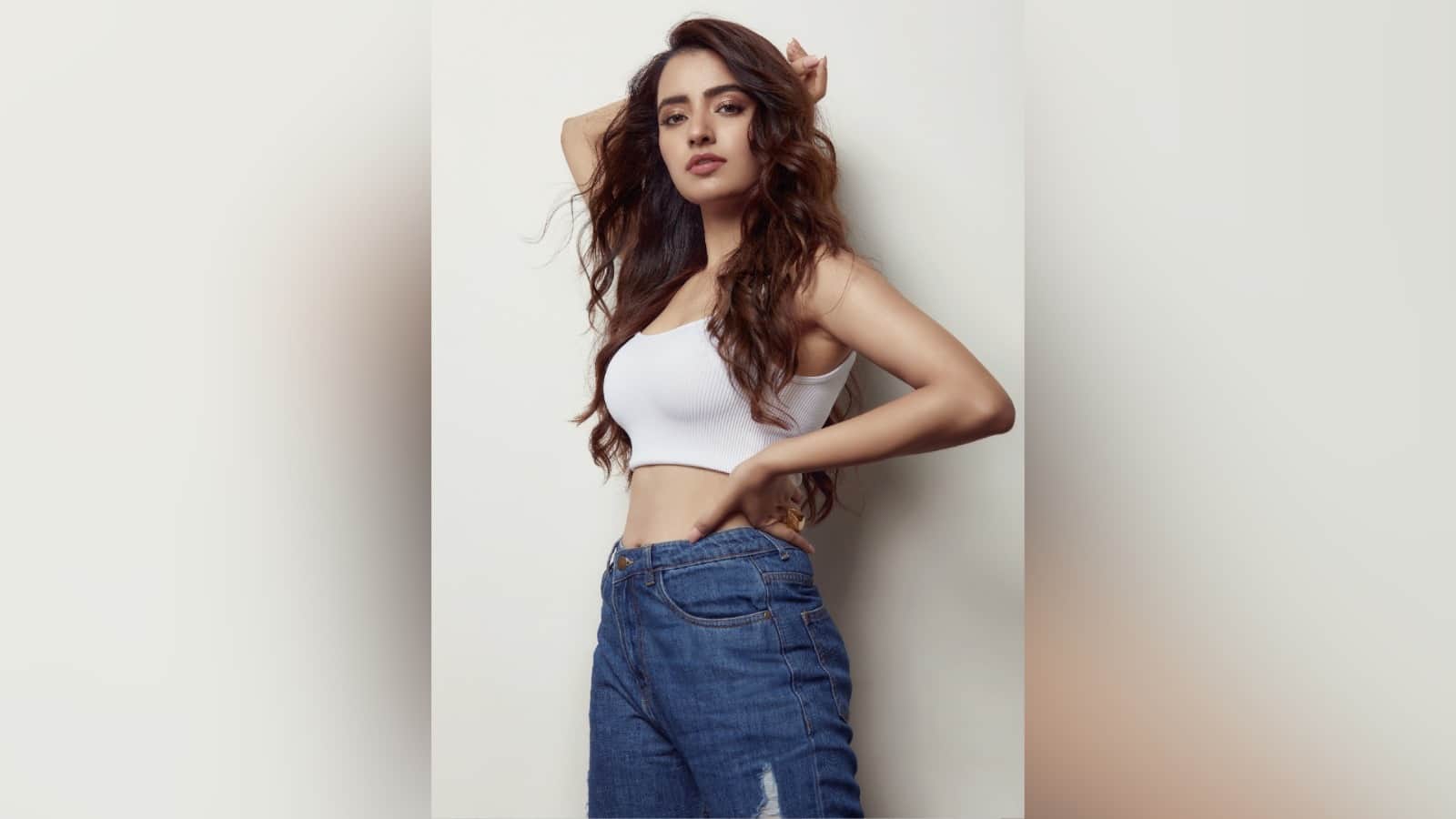 Rukshaar Dhillon Exclusive Interview with Amar Ujala Actress talks about her Films and Struggle