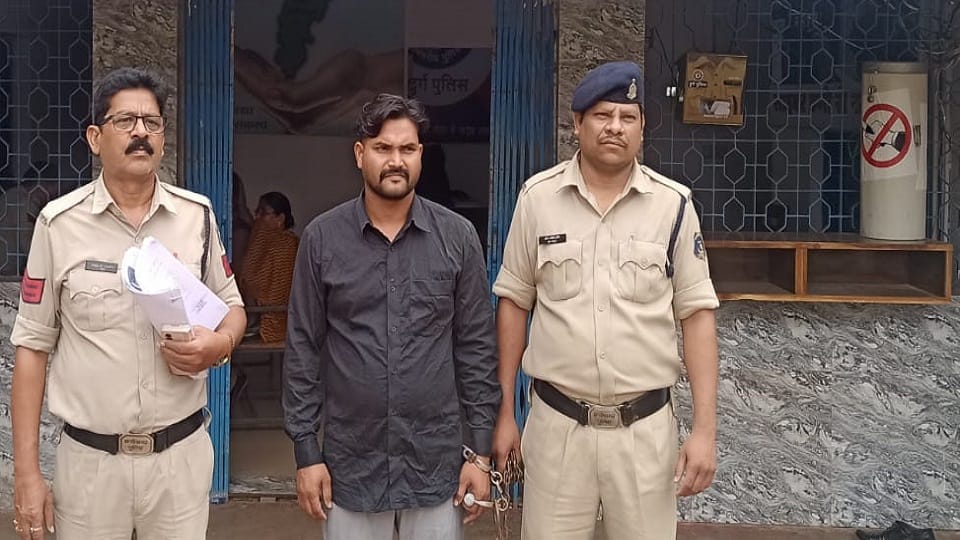 Bhilai: Cheater arrested in the name of getting a job