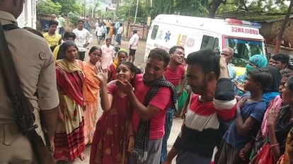 Bihar: चाकू से गोद कर बच्चे की हत्या, परिजन रंजिश से कर रहे इनकार; नाली विवाद में हत्या की वजह बता रही पुलिस Child stabbed to death by neighbor in Nalanda