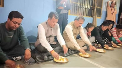 हिमाचल: मुख्यमंत्री बोले-आपदा पीड़ितों को अब 5,000 नहीं एक-एक लाख देगी सरकार, राहत मैन्युअल में बदलाव होगा Himachal Rains: cm sukhvinder sukhu said that govt will now give one lakh each to the disaster victims, there