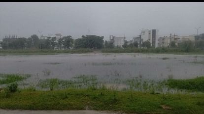 Haryana: Heavy rains in Kurukshetra, fear of breaking banks of Markanda river, water entered dozens of colonie