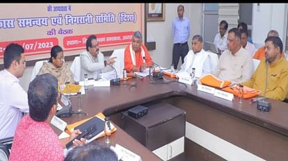 Union Minister of State Prof SP Singh Baghel said in agra DM MNREGA works should be investigated