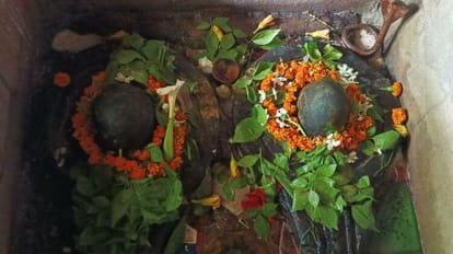 Shringi Rishi's ashram was in Varah Dham Mahadev and Mata Sati came here to meet Sri Hari