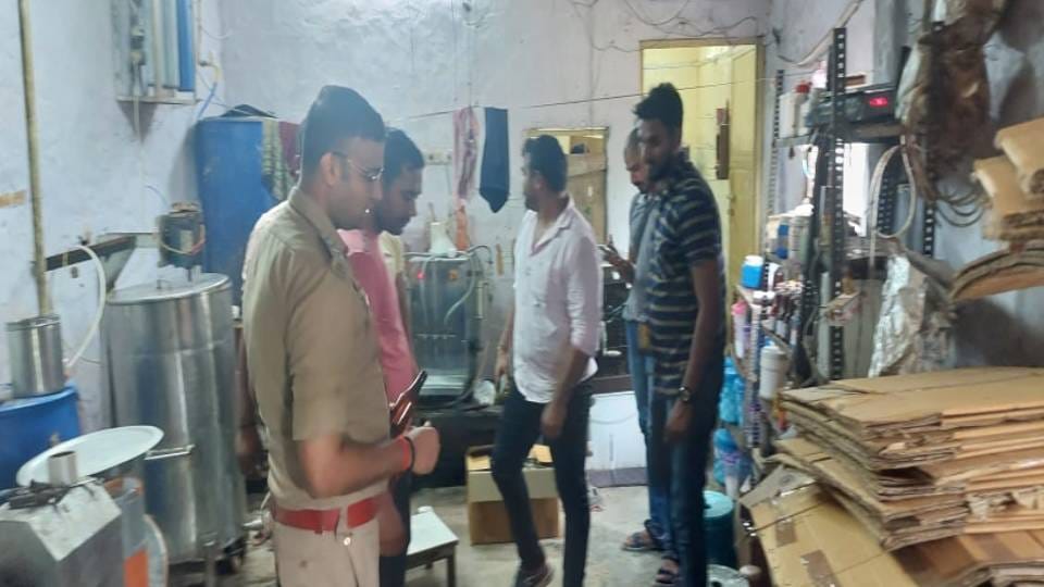 Caught in raids for making syrup for hunger and allergies illegally in Agra