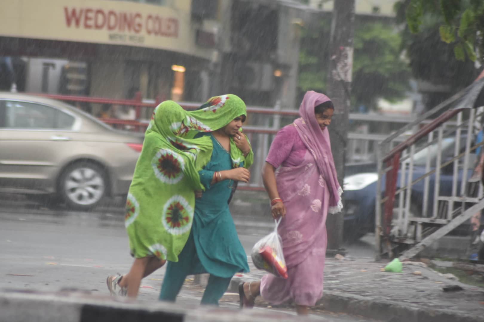 MP Monsoon: Many districts of the state are flooded, alert of heavy rains in ten districts even today