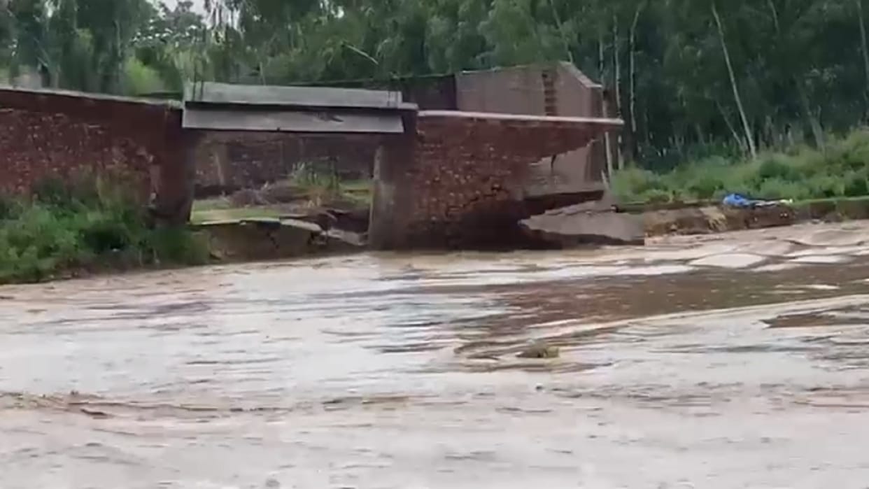 Meerut News Live: Flood occurred in western UP, a house collapsed in Bijnor, read all updates