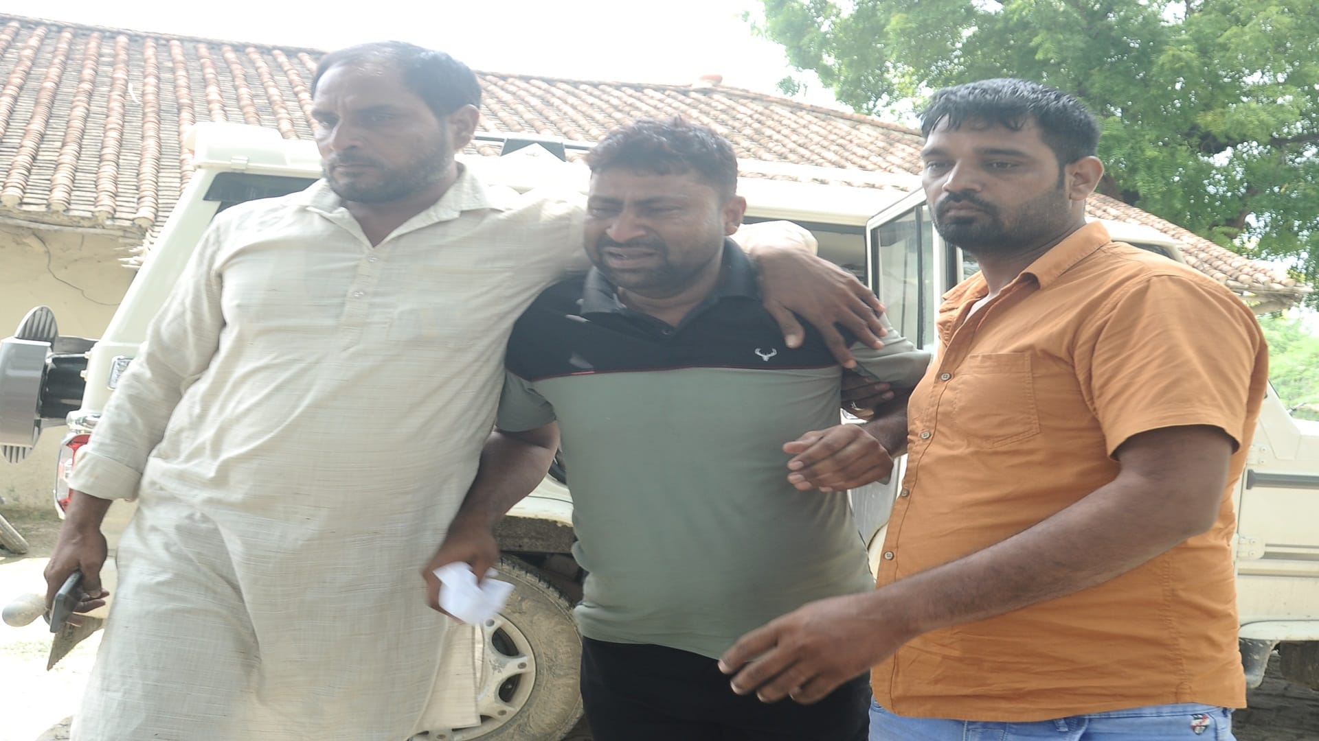 accident Queue of dead bodies passed through tear-soaked roads, nine bier raised from Jethwara area