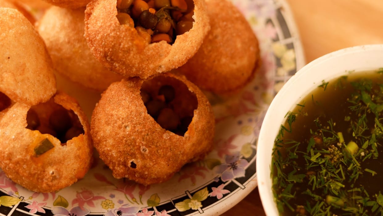 About 50 children, women fall sick after eating 'gol gappa'