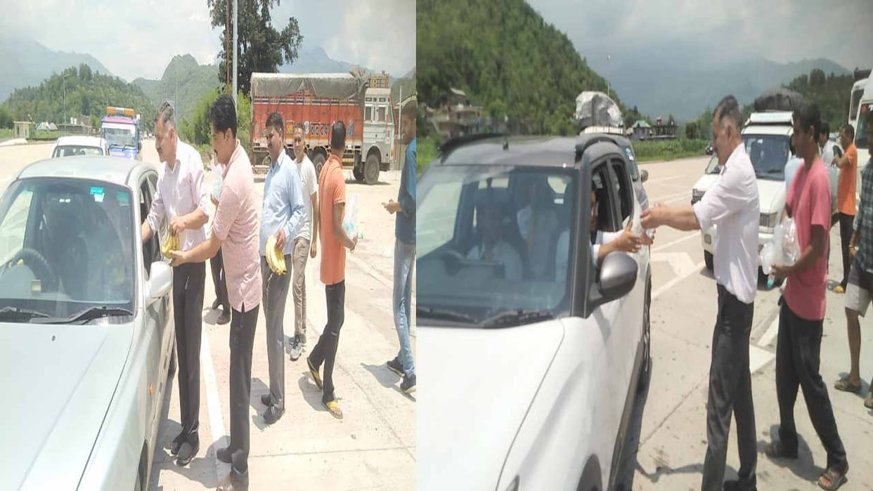 bilaspur district administration  organise langar for the tourists stranded in the disaster, MLA Rajesh Dharma
