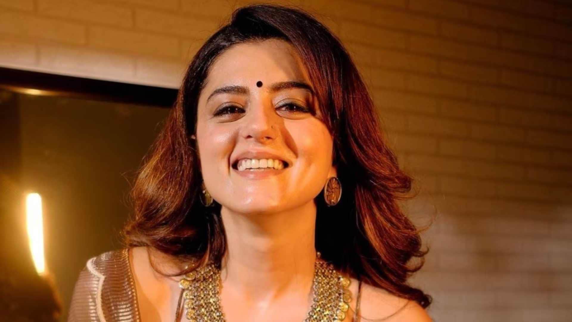 Ridhi Dogra replied to the troll who targeted her for no screen time in Jawan Prevue starring Shah Rukh Khan