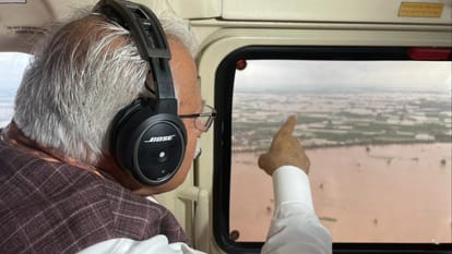 Haryana Flood: After Army, NDRF, SDRF, Air Force also took over the front, providing relief material to people