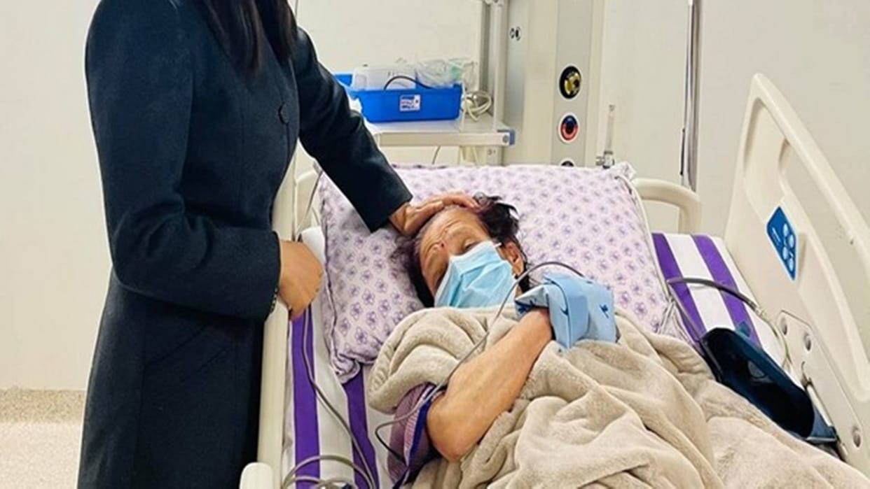 Nepal PM Pushp Kamal Dahal Prachanda wife Sita Dahal dies after Cardiac Arrest news and updates
