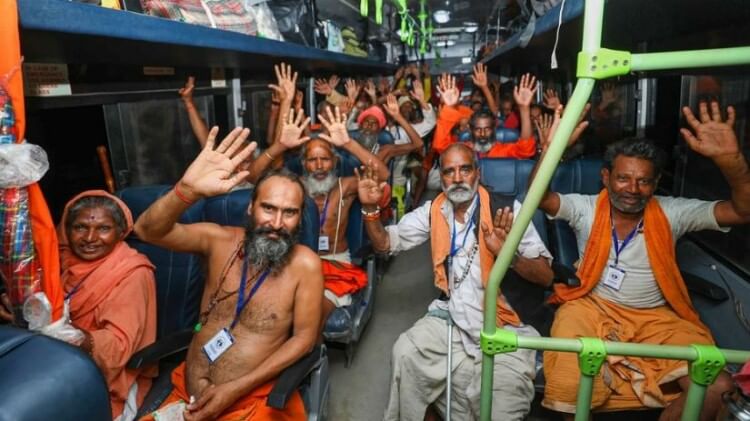 Amarnath Yatra 2023: Cheers resonating in Jammu Kashmir, badminton player Saina Nehwal reached yatra